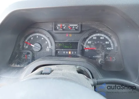 2010 Ford E-350 Super Duty Xl/Xlt из США, поврежденный, VIN 1FBNE3BL7ADA00432